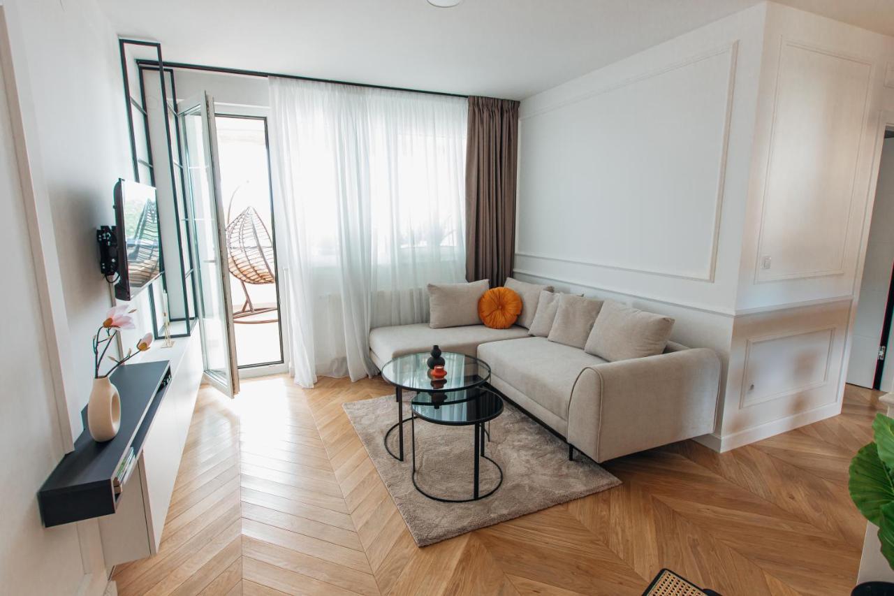 Stan Na Dan - Chic Home Баня-Лука Екстер'єр фото